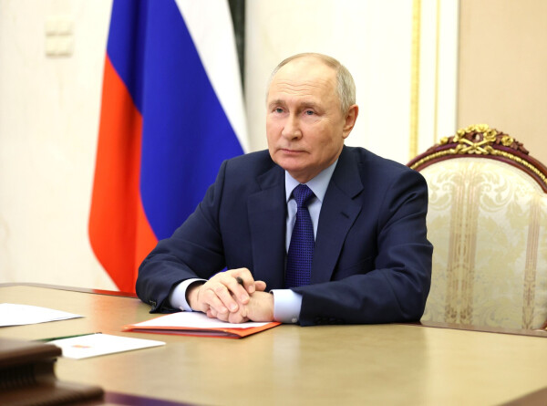 Путин отметил рекордно низкие показатели безработицы в России
