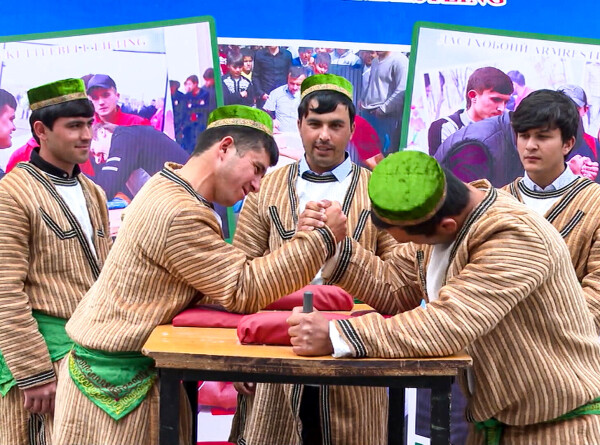 Фестиваль спортивных и национальных игр прошел в Душанбе
