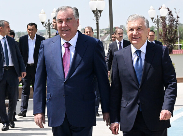 Шавкат Мирзиеев завершил государственный визит в Таджикистан