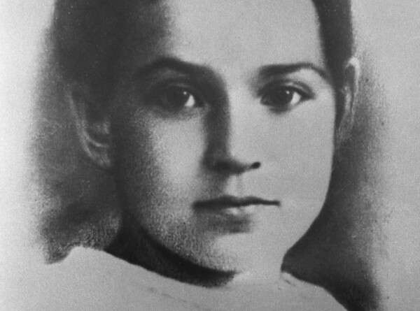 «Осталась одна Таня»: 80 лет назад умерла Таня Савичева, чей дневник стал символом блокады Ленинграда