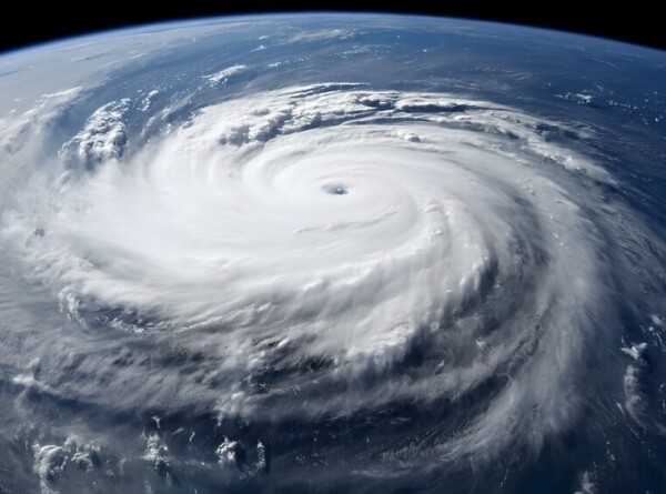 «Берил» признали самым ранним ураганом 5-й категории в истории