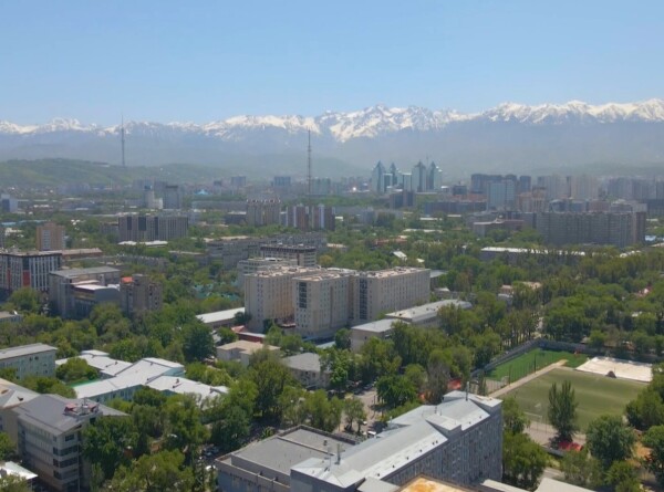 Город со сладким названием: как живет Алматы?