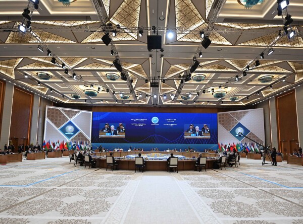 В ШОС теперь 10 государств: итоги саммита в Астане