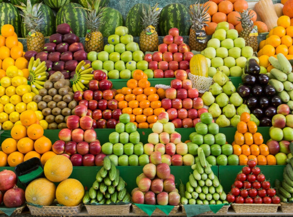 Роспотребнадзор: сезонные фрукты и овощи защищают организм от заболеваний