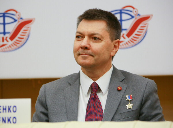 Командир российских космонавтов Олег Кононенко отметил 60-летие на МКС