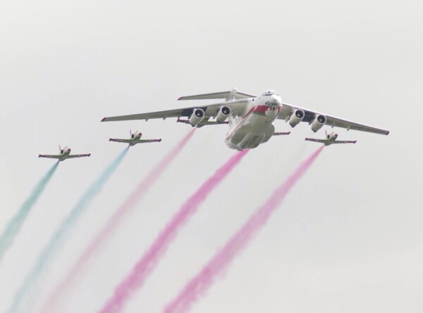 Тренировка воздушного парада в честь Дня независимости прошла в Беларуси
