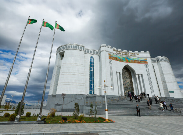 Первую годовщину «умного» города Аркадага отметили в Туркменистане