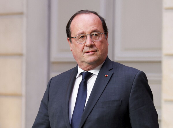 Экс-президент Франции Олланд будет участвовать в парламентских выборах