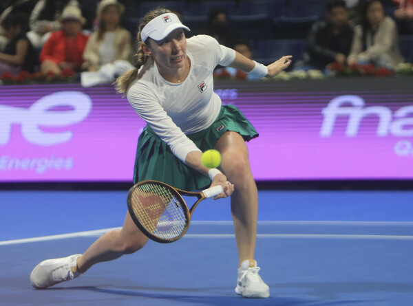 Александрова обыграла Пегулу и вышла в полуфинал теннисного турнира в Майами