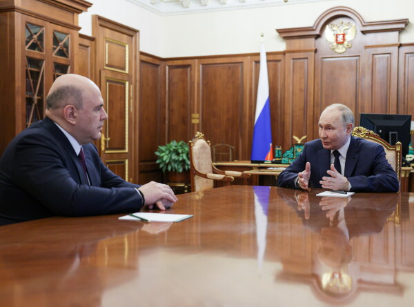 Путин на встрече с Мишустиным: В сложных условиях правительство сделало немало