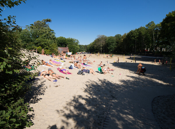Купальный сезон стартовал на пляжах Беларуси