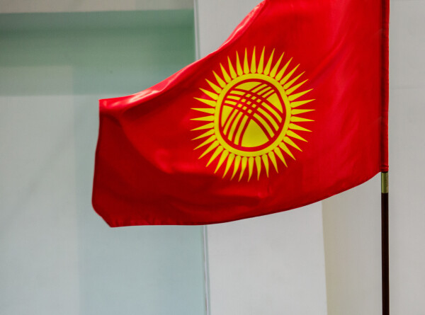 Сотрудников ОВД в Кыргызстане отстранили от должностей после наезда грузовика на детей