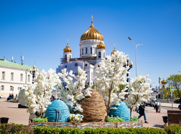 Москву украсили к празднику Пасхи. ФОТО