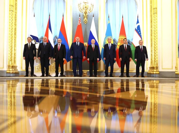 Лидеры ЕАЭС в Москве подвели итоги работы объединения за 10 лет