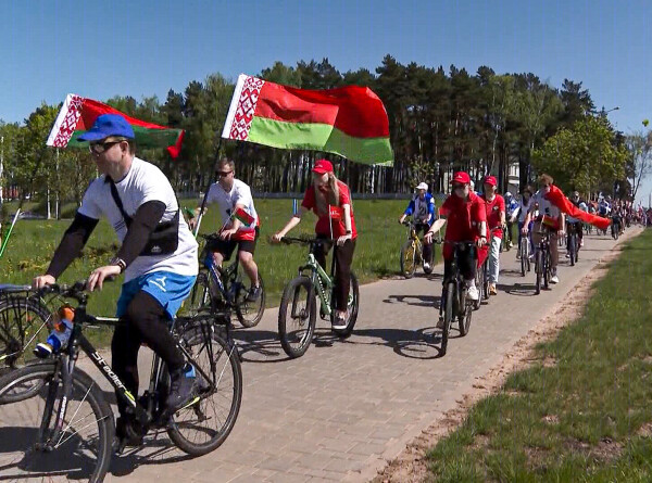 Молодежный велопробег ко Дню Победы прошел в Минске