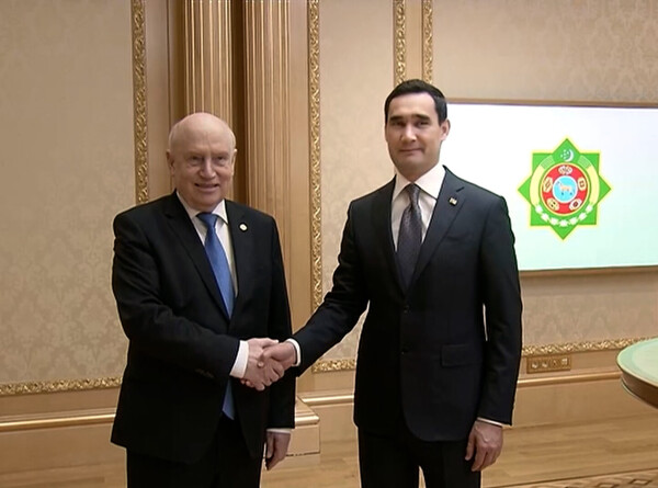 Сердар Бердымухамедов и Сергей Лебедев обсудили сотрудничество Туркменистана и СНГ