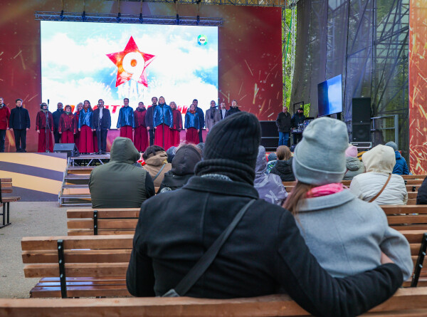 Участники акции «Память сердца» на Поклонной горе рассказали истории о родственниках-фронтовиках
