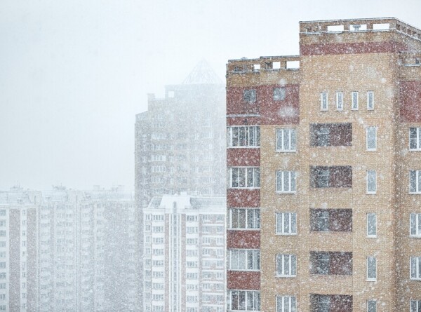 Мокрый снег пообещали во вторник москвичам