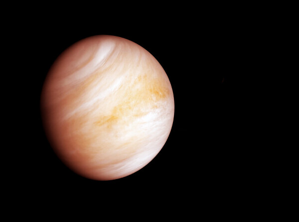 Планетологи объяснили отсутствие воды на Венере