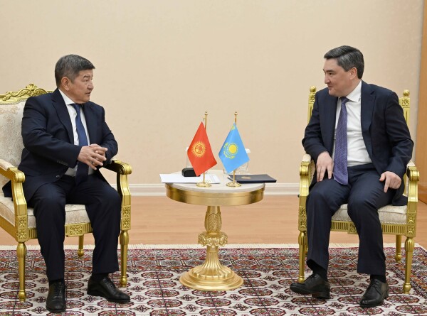 Кыргызстан и Казахстан намерены увеличить торговый оборот до $3 млрд